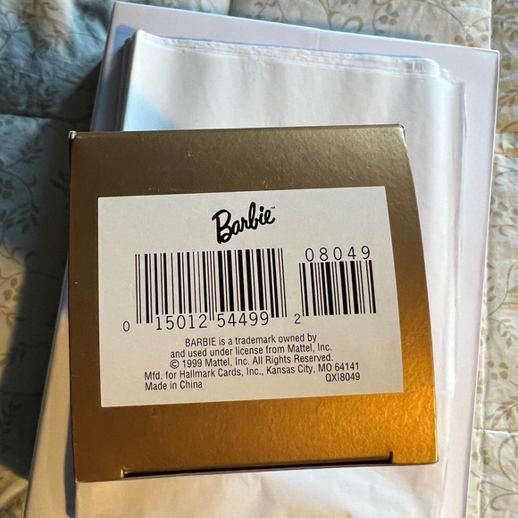 Barbie 1999 40th anniversary hallmark ornament - Picture 3 of 13